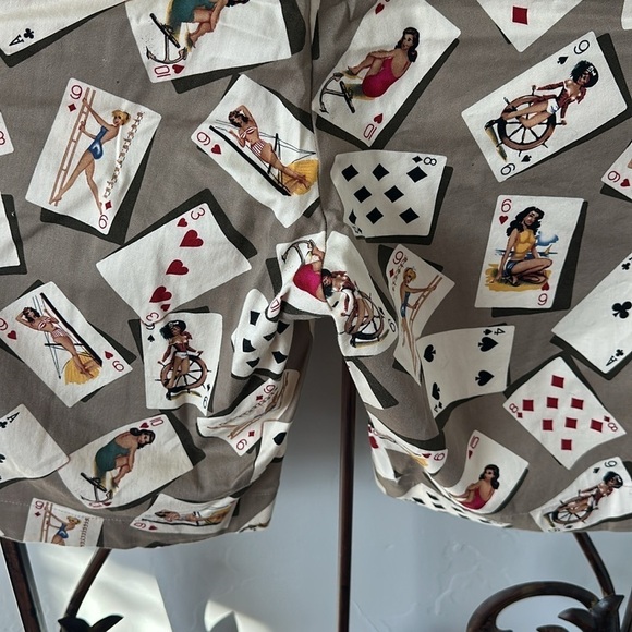 Loudmouth Pin up Girl and Playing Cards shorts - Picture 6 of 11